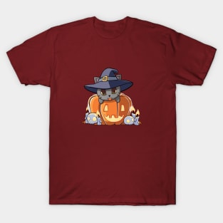 Grey cat in a pumpkin T-Shirt